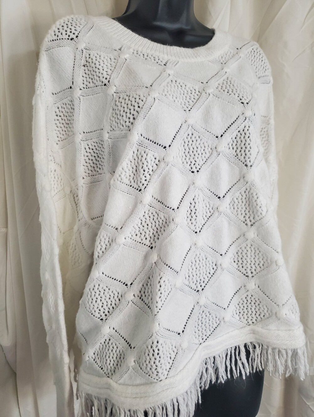 Jessica Simpson white diamond shape dotted crochet pointelle knit style sweater